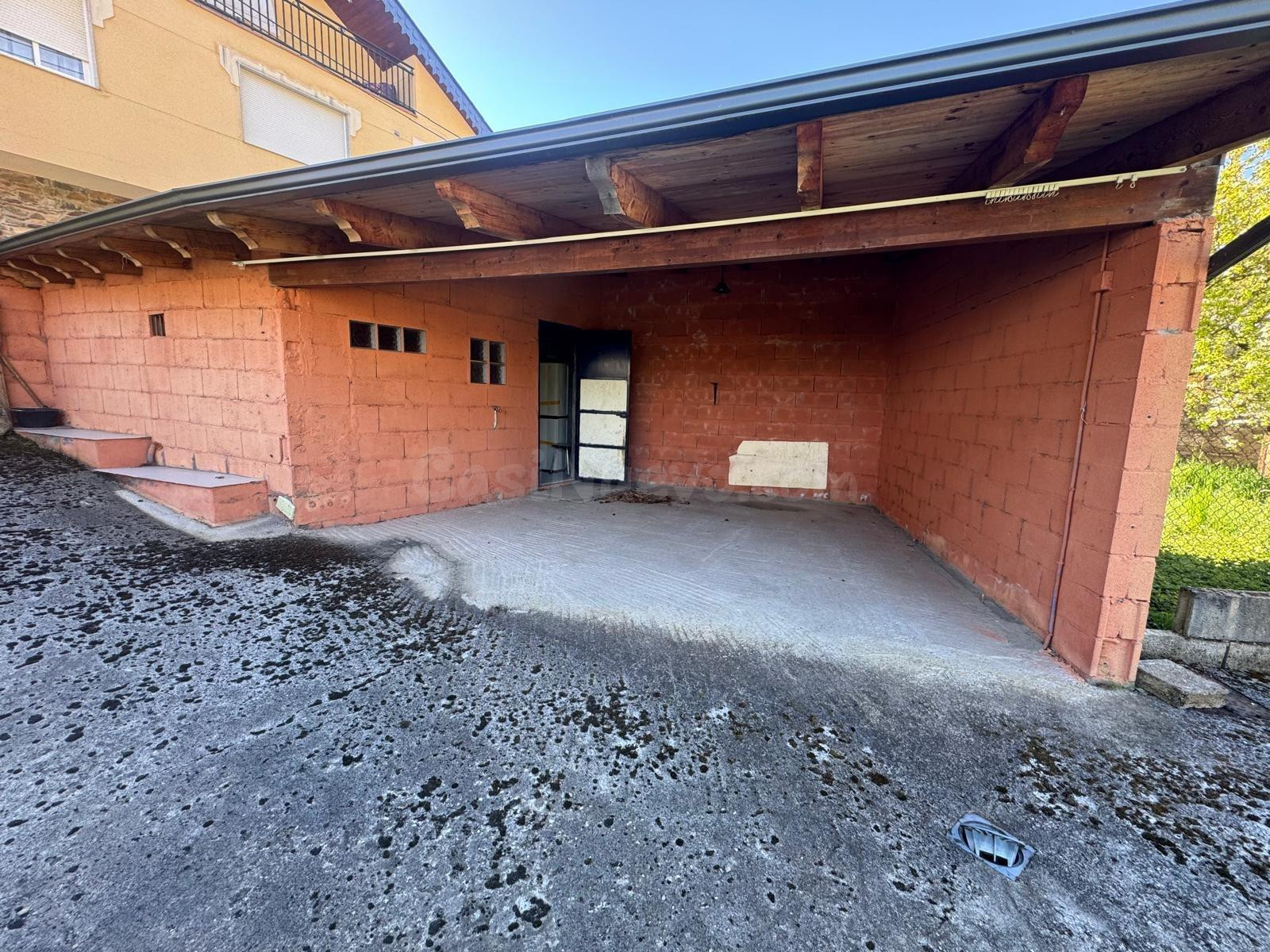 SE VENDE CASA PARA ENTRAR A VIVIR EN VILLANUEVA DE VALDUEZA - foto 4