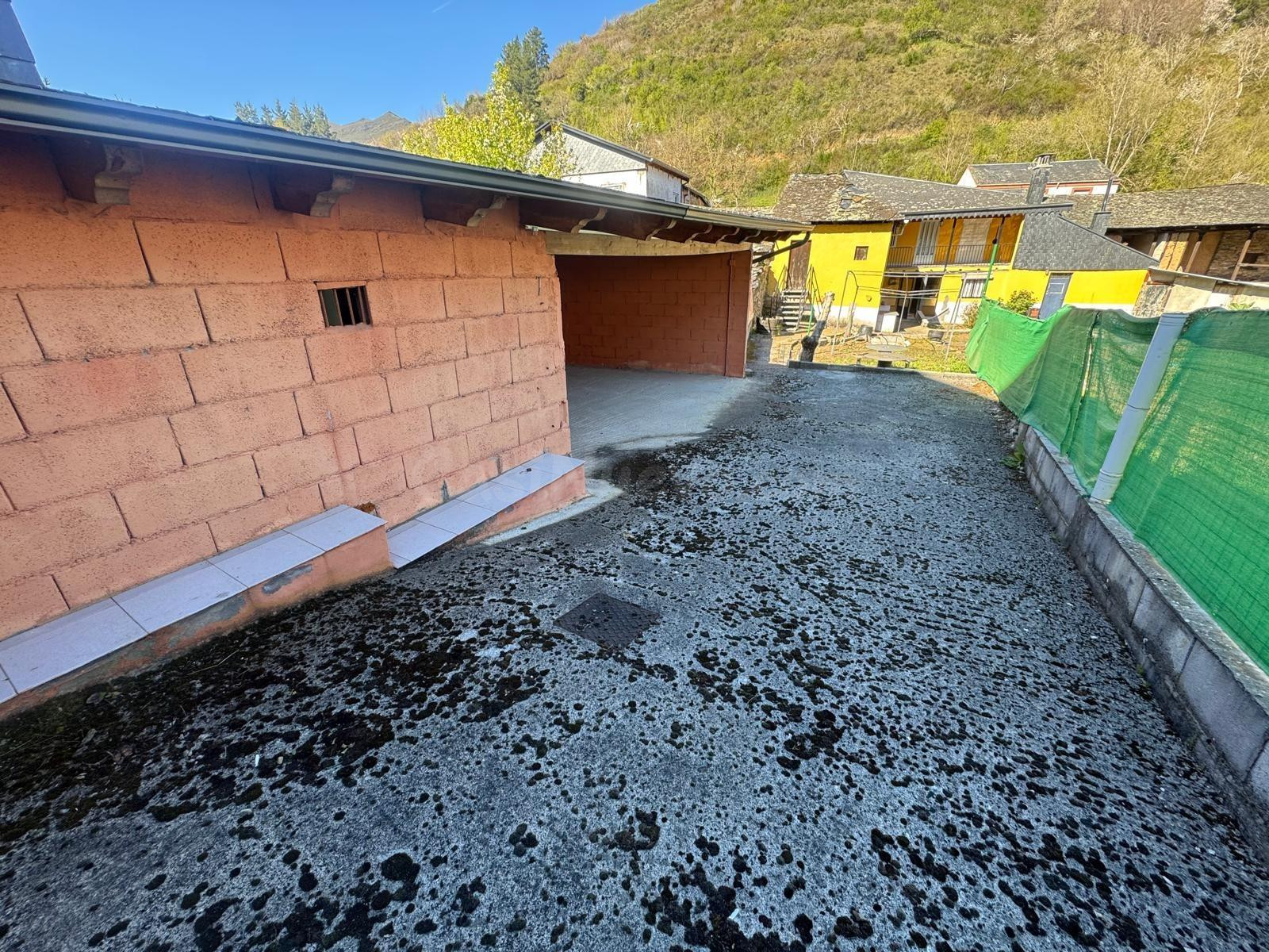 SE VENDE CASA PARA ENTRAR A VIVIR EN VILLANUEVA DE VALDUEZA - foto 5