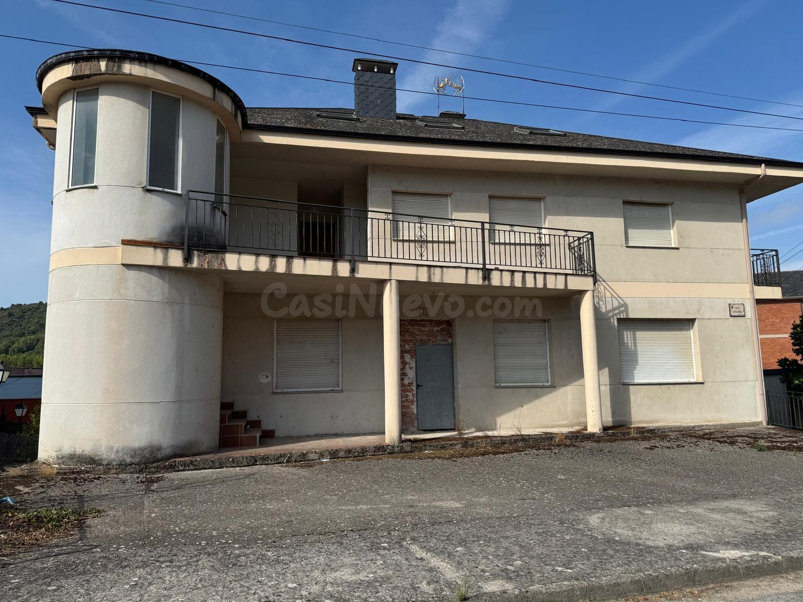 SE VENDE EDIFICIO EN CAMINO DE SANTIAGO A SU PASO POR VILLAF - foto 2