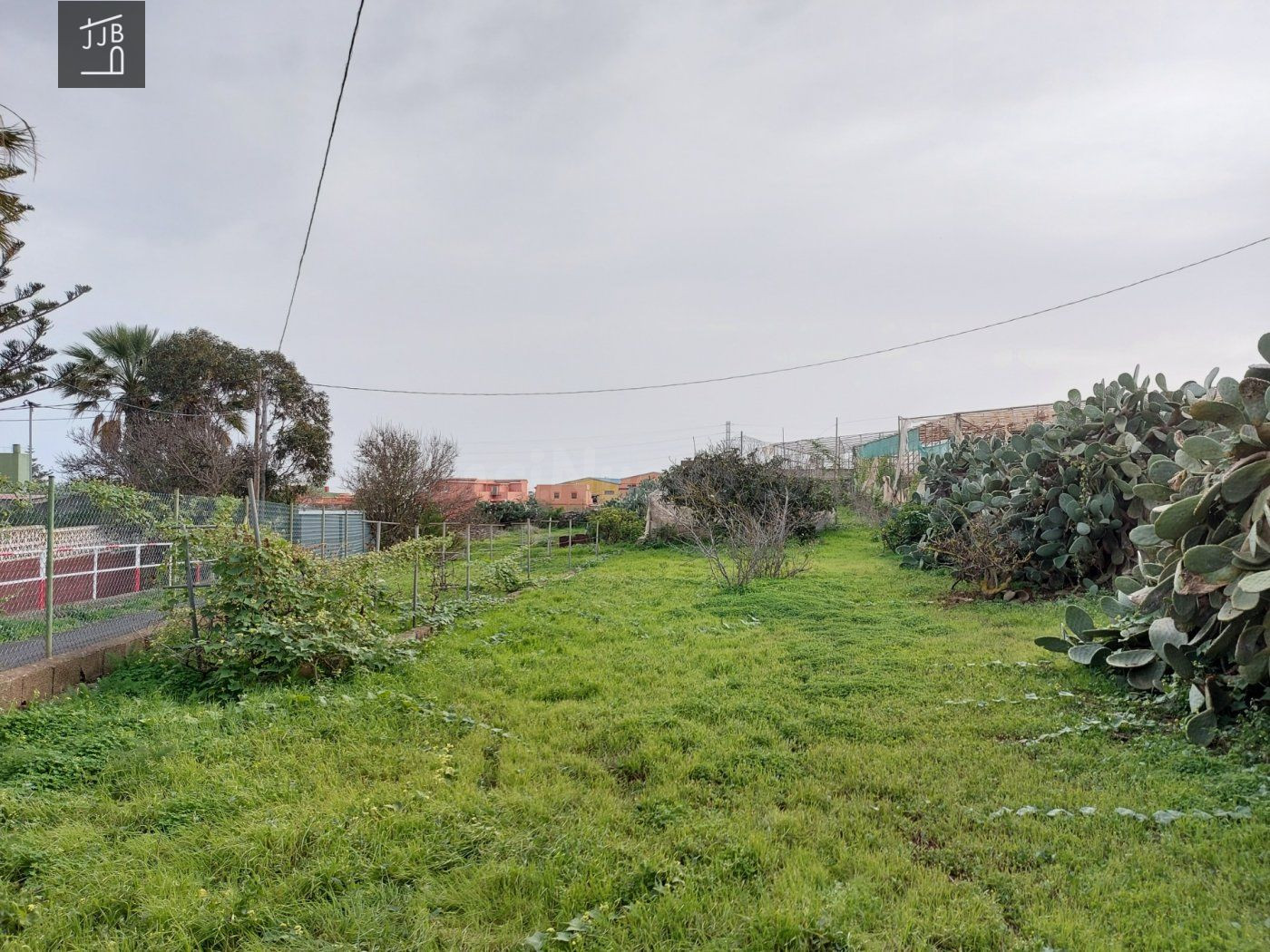 TERRENO URBANO CONSOLIDADO EN GENETO, LA LAGUNA. - foto 2