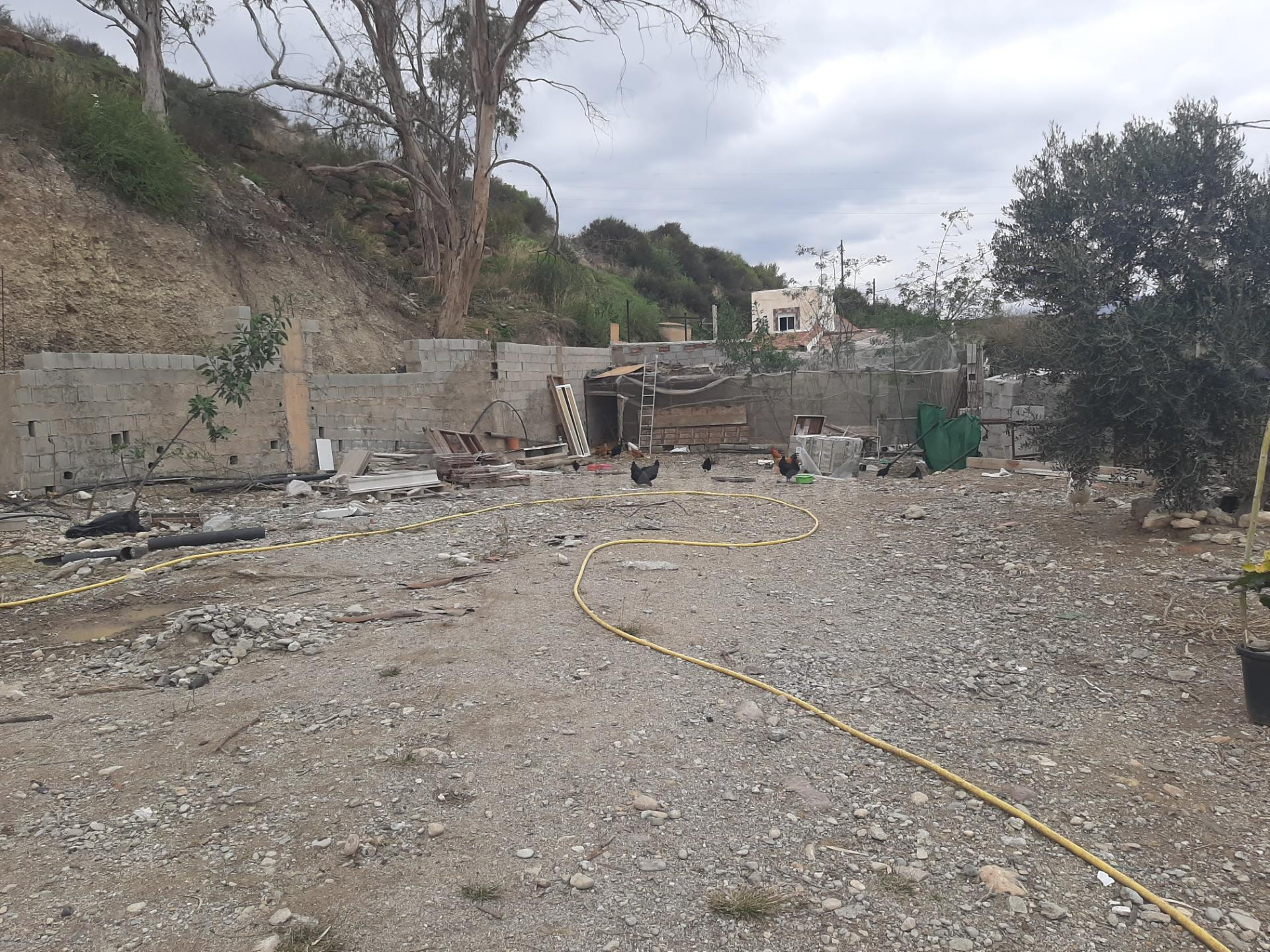 Terreno Urbanizable 2000m2 en las Cunas, Cuevas del Almanzor - foto 3