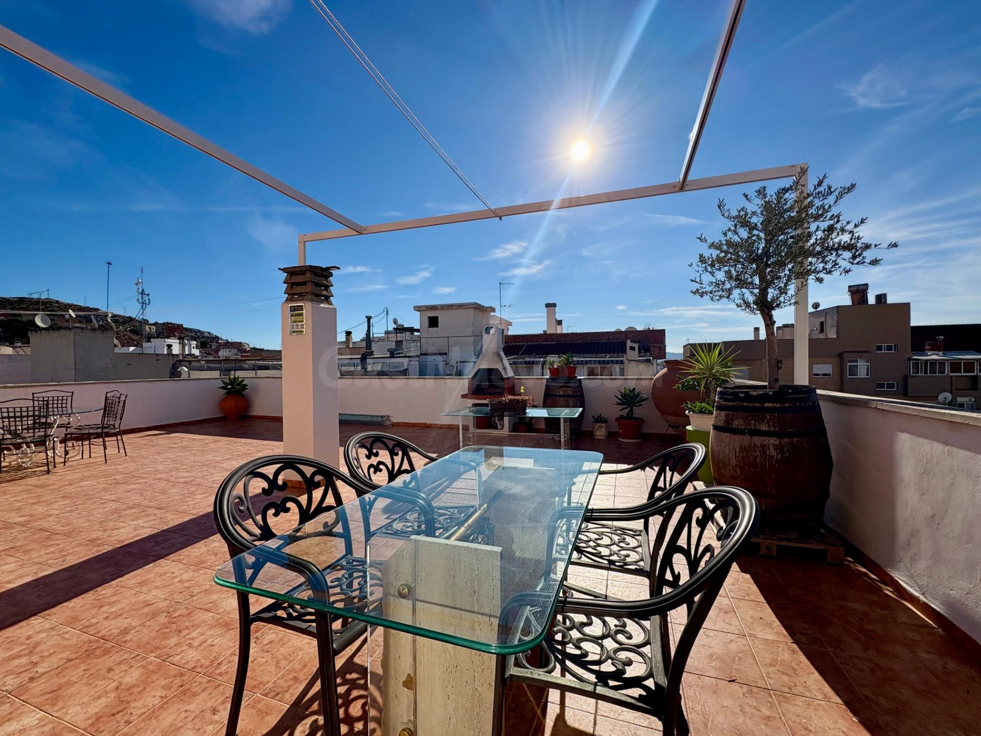 Ático en planta de 3 habitaciones con terraza en Cabezo de T - foto 3