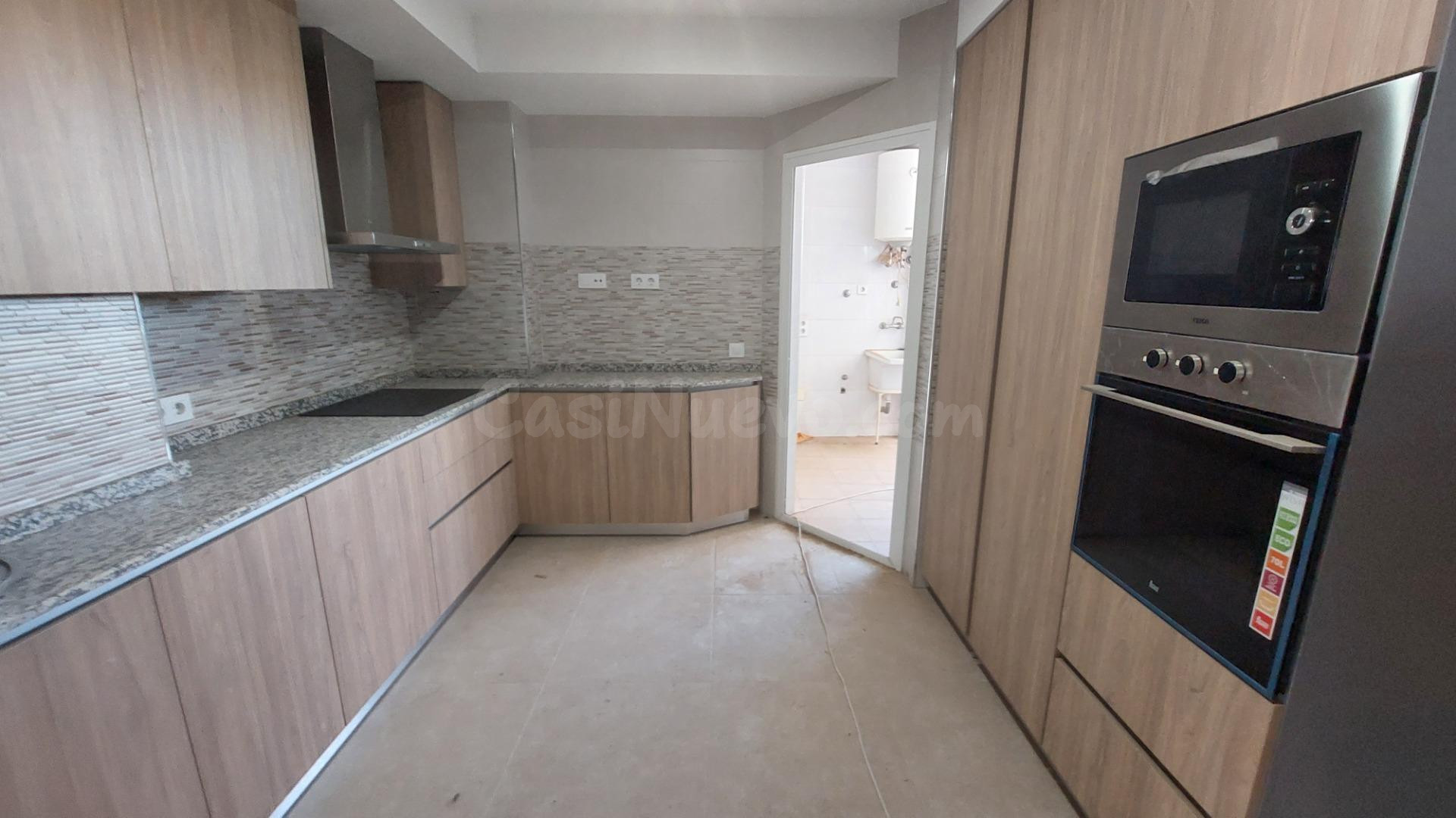 Piso de obra nueva de 3 dormitorios y 2 baños en Palomares. - foto 4