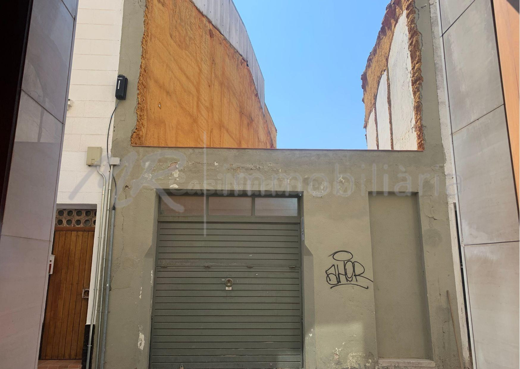 Terreno en el centro de Granollers en alquiler para parking. - foto 4