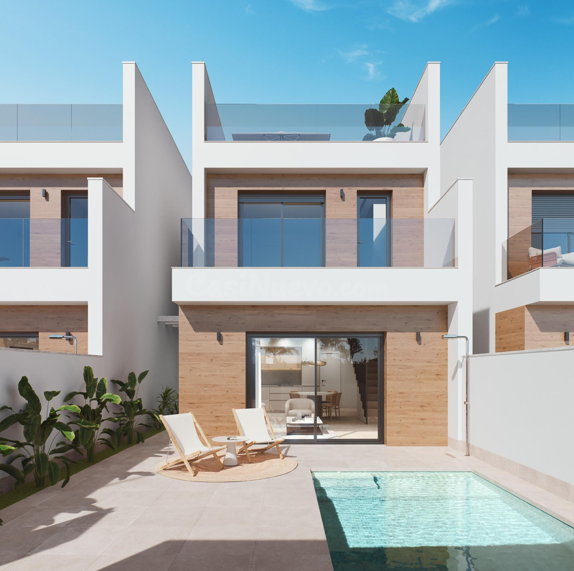 VILLA EN SAN PEDRO DEL PINATAR. 3 DORM. 2 BAÑOS, PROPIA PISCINA, TERAZZA, SOLARIUM