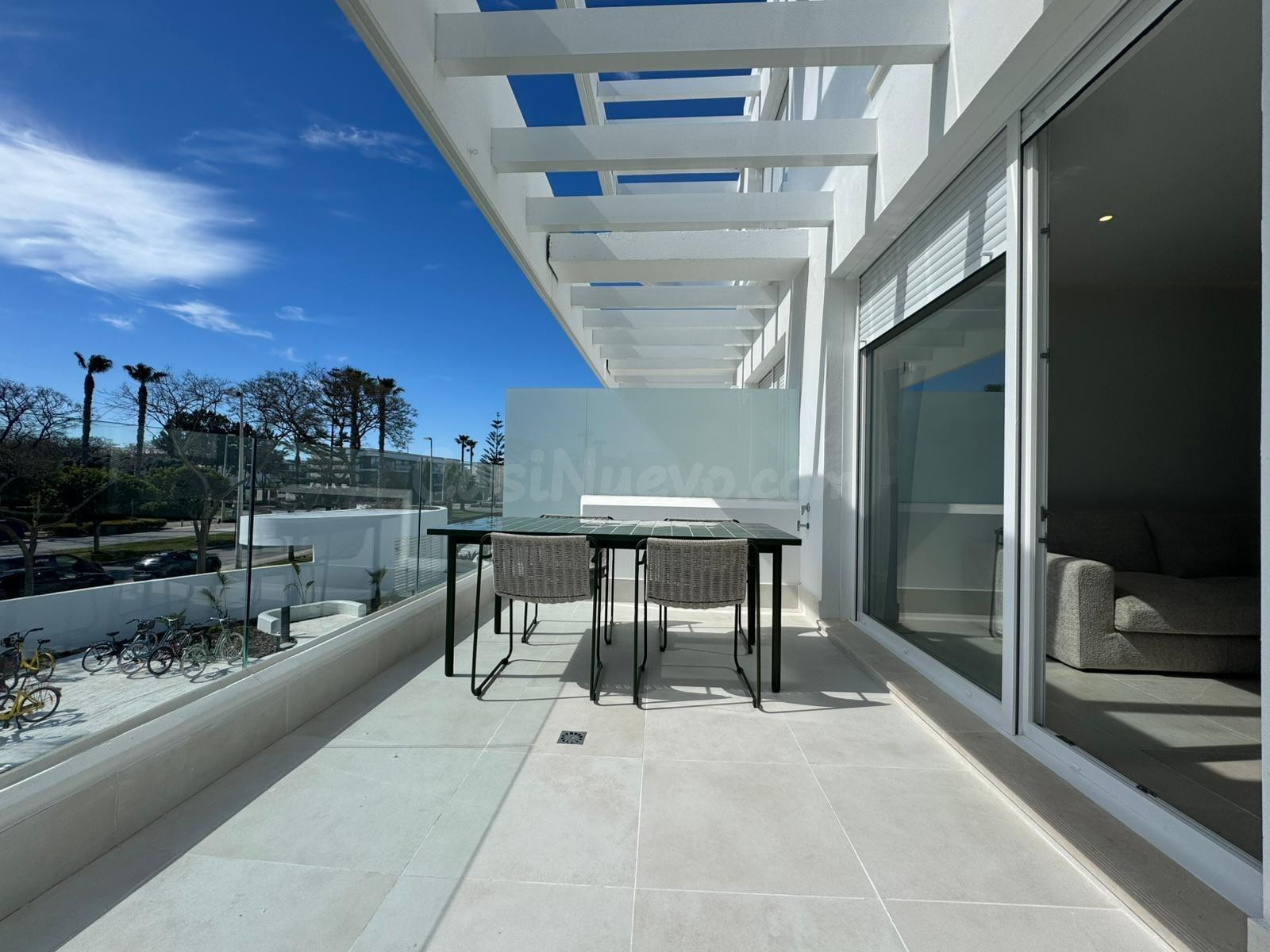 Amplio Apartamento a Estrenar con Piscina y Zonas Comunes en Costa Ballena