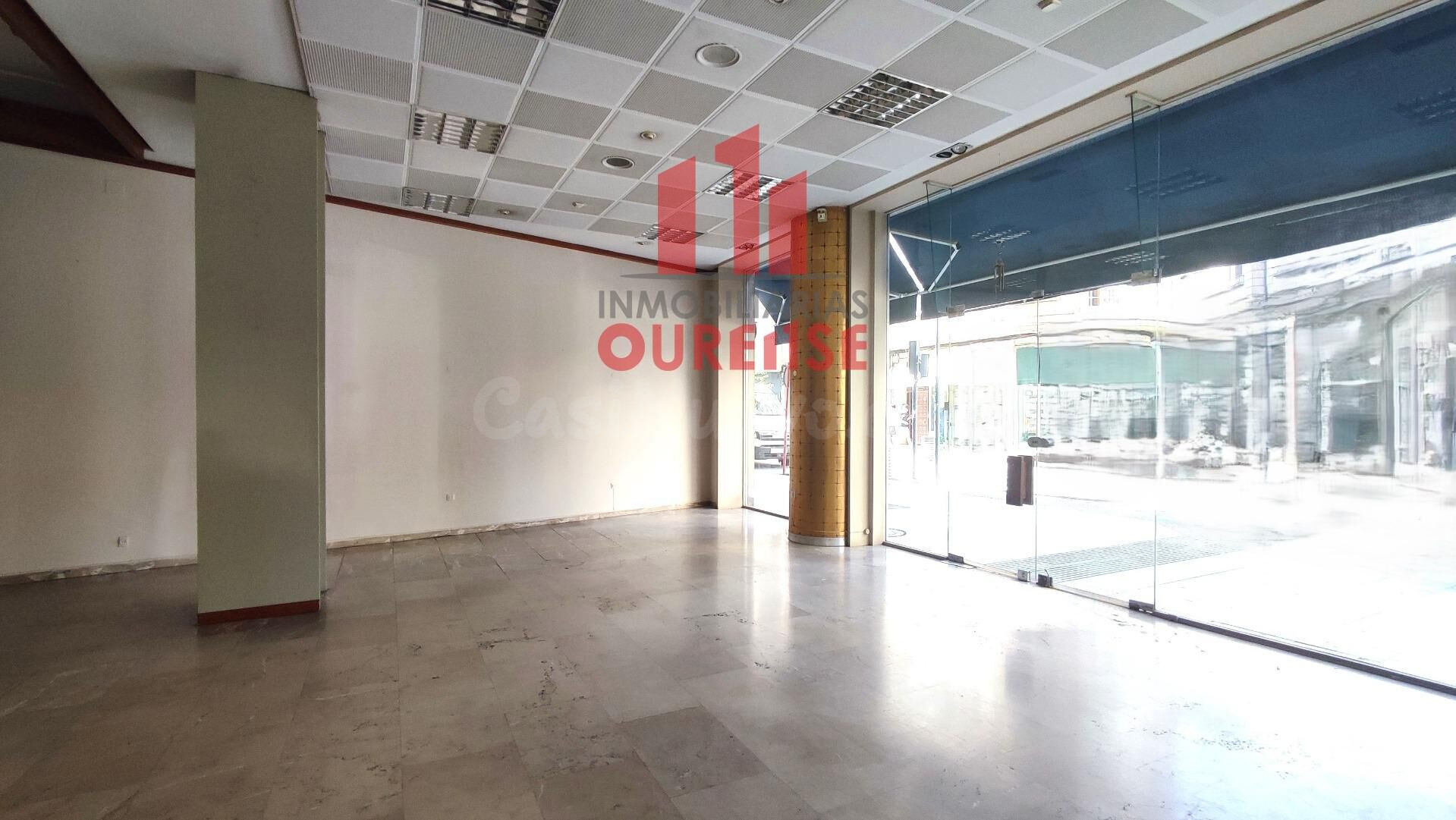 ESPECTACULAR LOCAL COMERCIAL EN EL CENTRO DE OURENSE.
