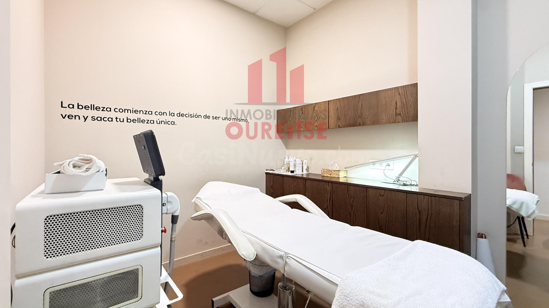 ALQUILER DE SALA EN RECONOCIDA PELUQUERÍA DEL CENTRO DE OURENSE