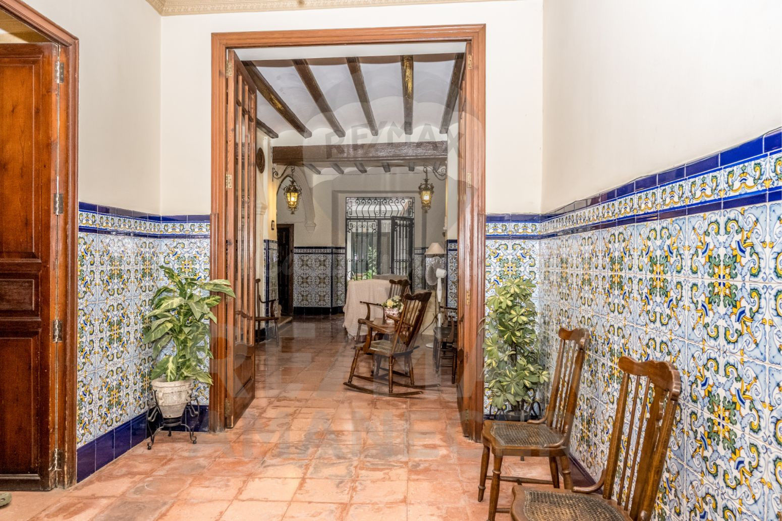 Casa con Carácter y Gran Potencial en el Centro de Enguera