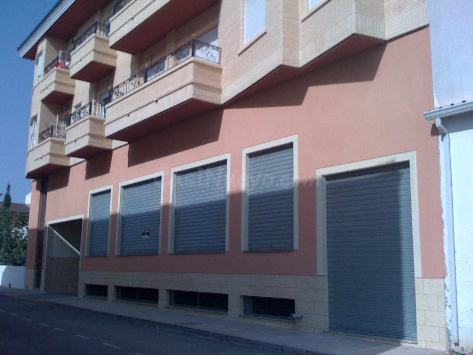 Local comercial 182m² en venta - Pueblo 8 - foto 2
