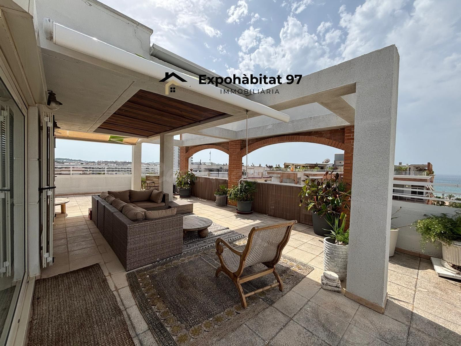 ESPECTACULAR ÁTICO CON TERRAZA DE 157M2 CON VISTA AL MAR - foto 3