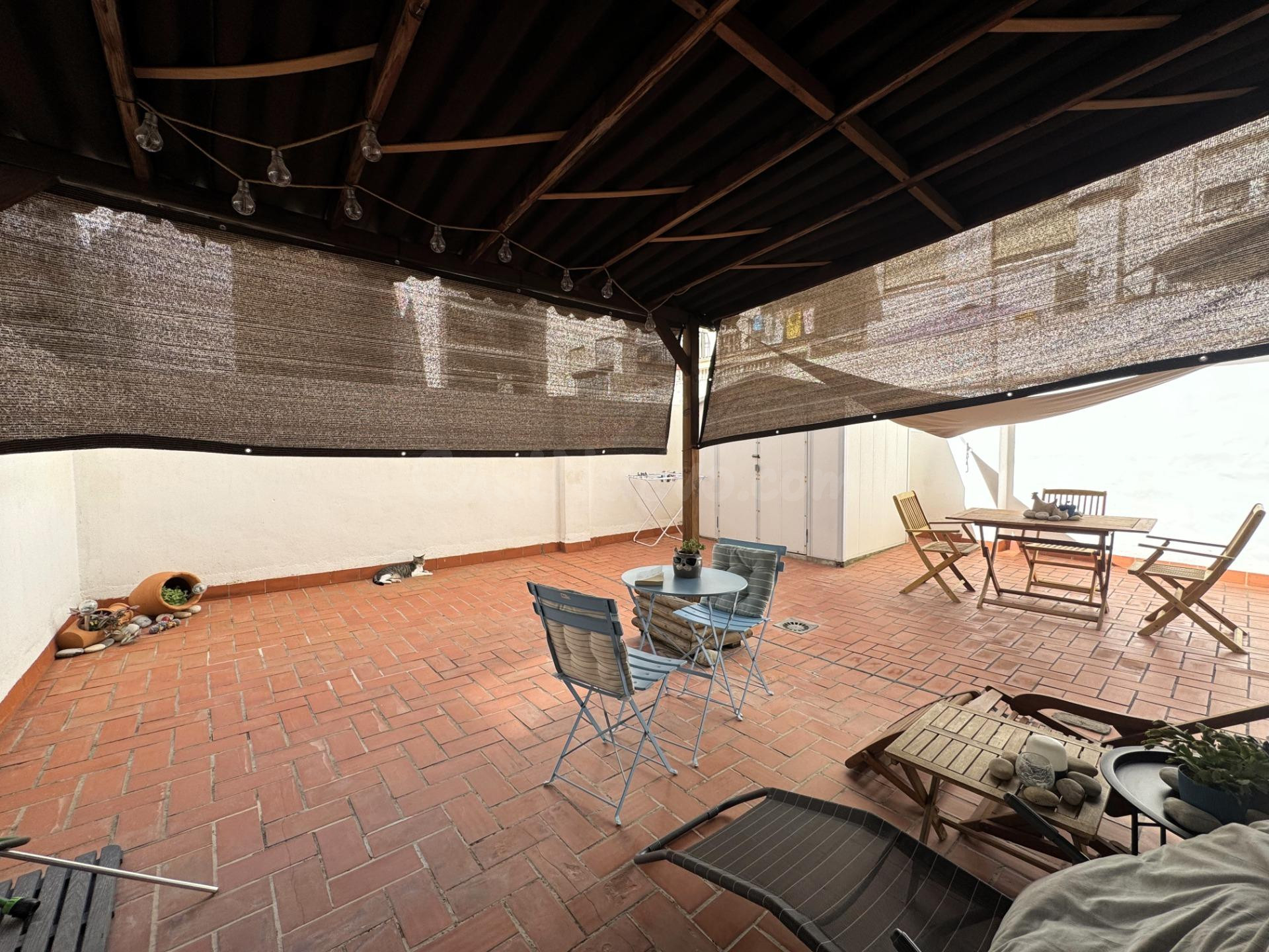 PISO CON DOS DORMITORIOS Y GRAN TERRAZA EN CASTELLÓN JUNTO AL PARQUE DEL LAGO