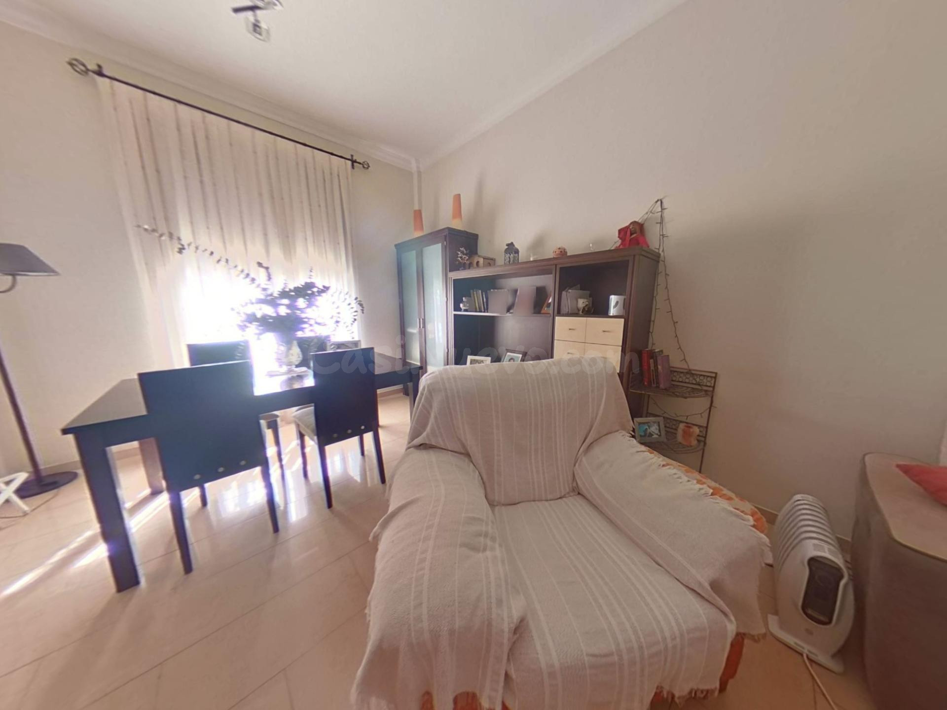 PRECIOSA CASA EN POSADAS CON GRAN PATIO Y TERRAZA - foto 4