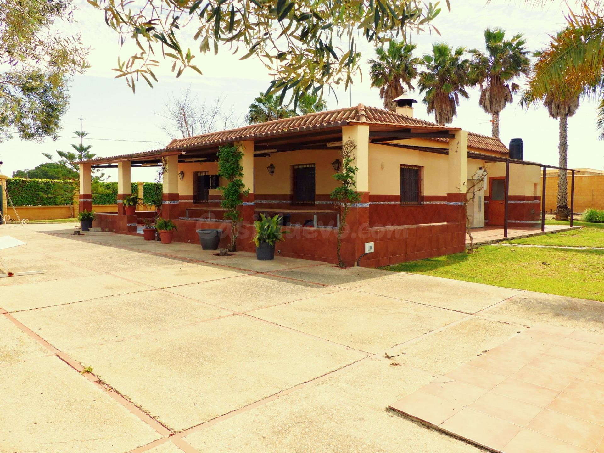 FINCA RÚSTICA  CON CASA