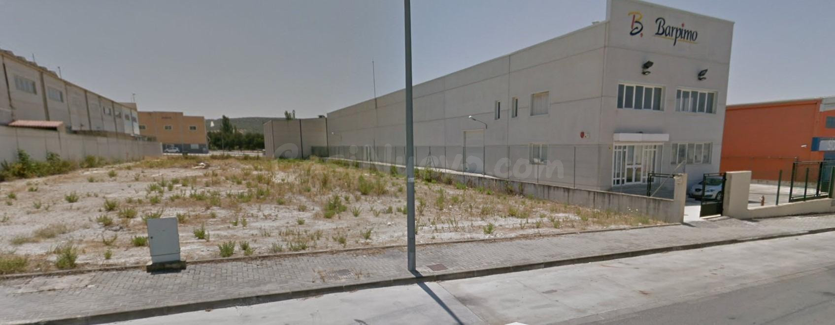 MAGNIFICA PARCELA INDUSTRIAL EN LUCENA - foto 5