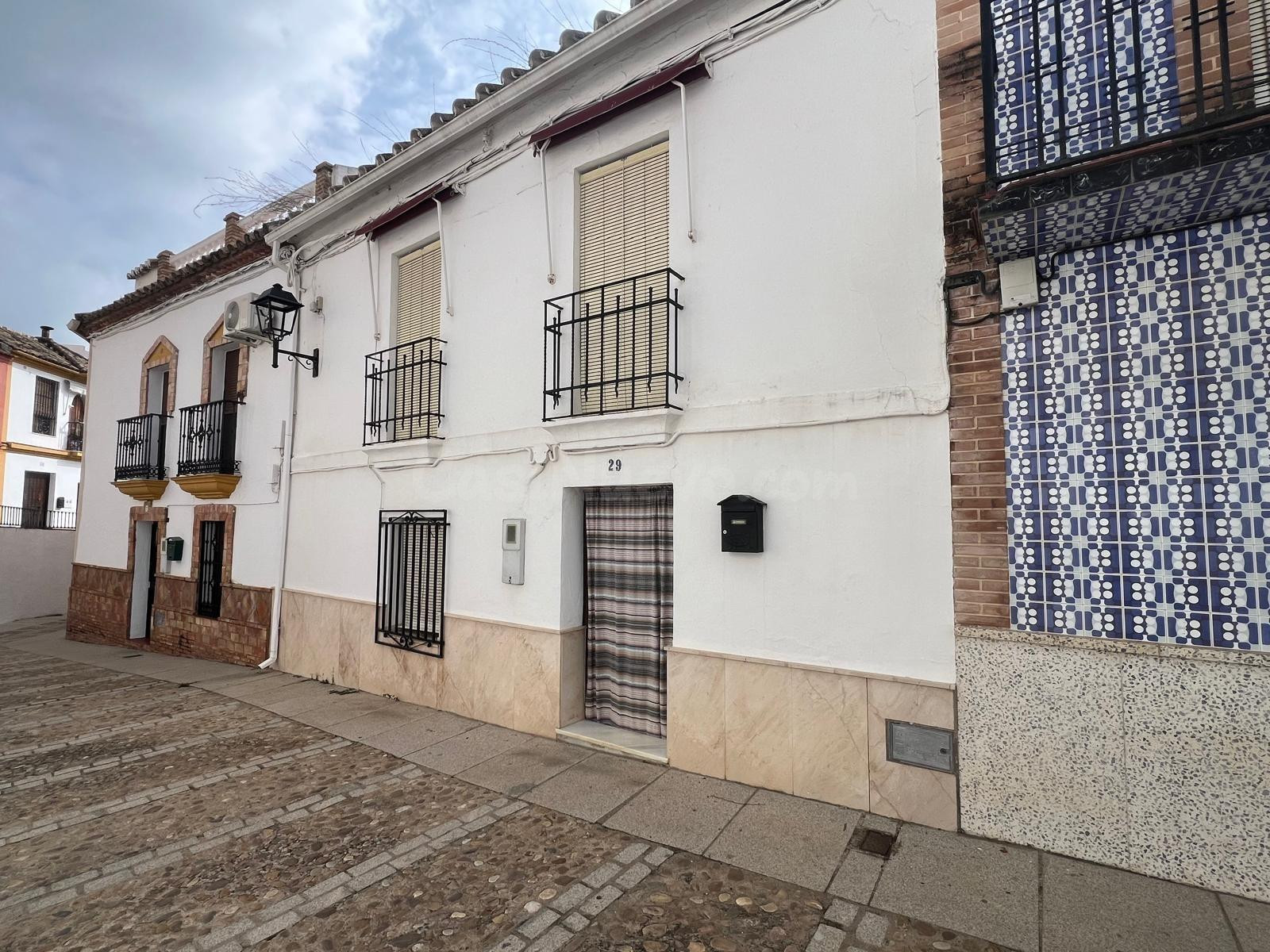 ✨ ¡Magnífica vivienda en pleno corazón de Hornachuelos! ✨