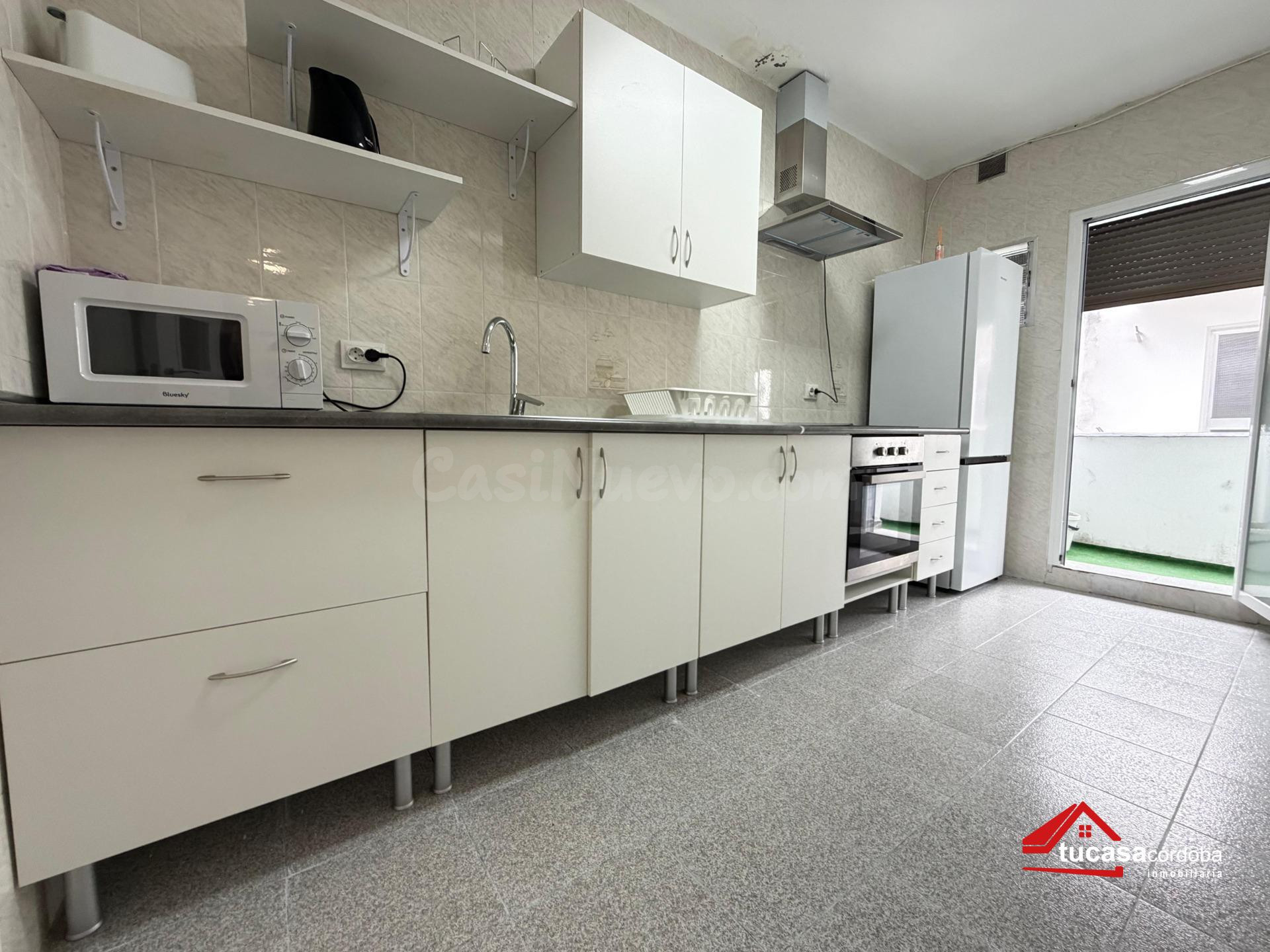 PISO EN ZONA ARCÁNGEL CON LICENCIA TURÍSTICA– COMODIDAD Y UBICACIÓN ESTRATÉGICA