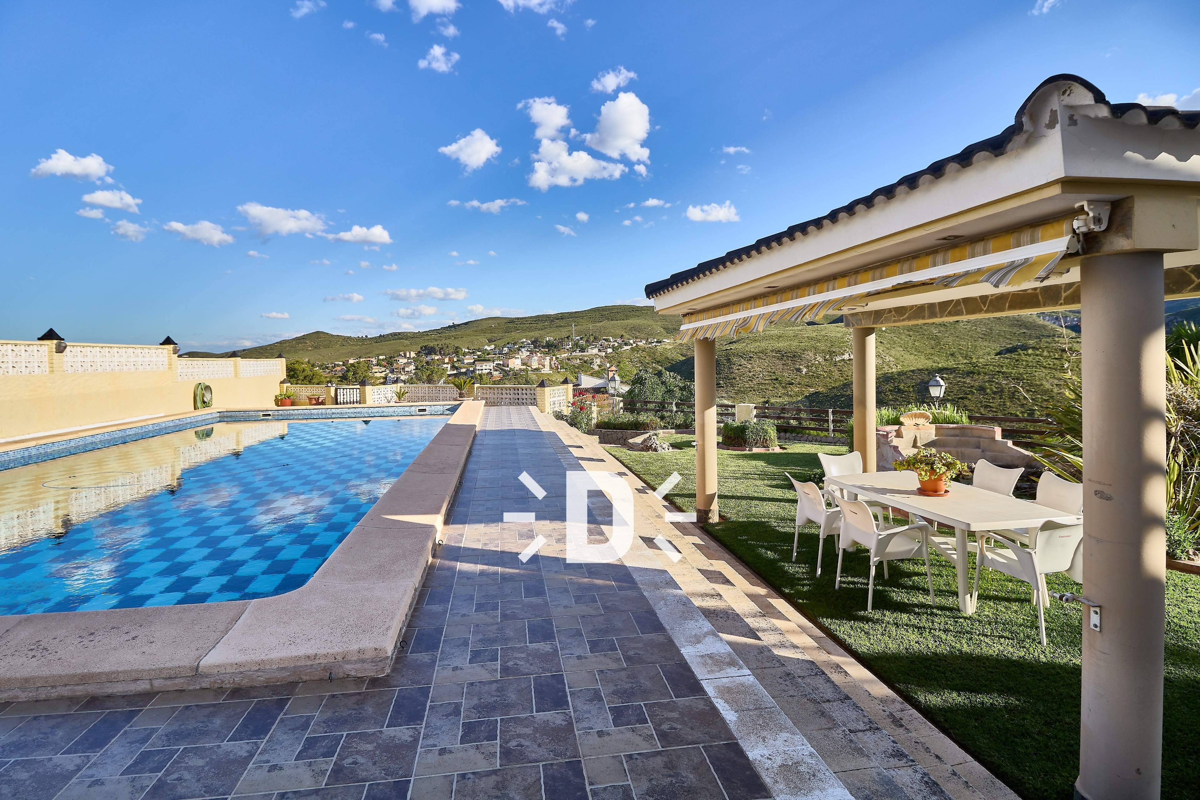 Chalet En Urbanización Altury - Turís - foto 2