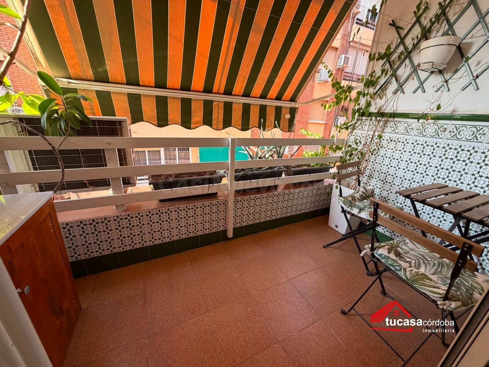 Piso 4 habitaciones 104m² en venta - Av. Barcelona - Viñuela - Rescatado