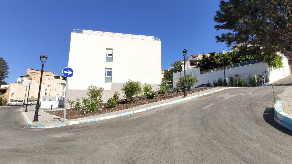 PARCELA URBANA EN LANJARON - foto 2