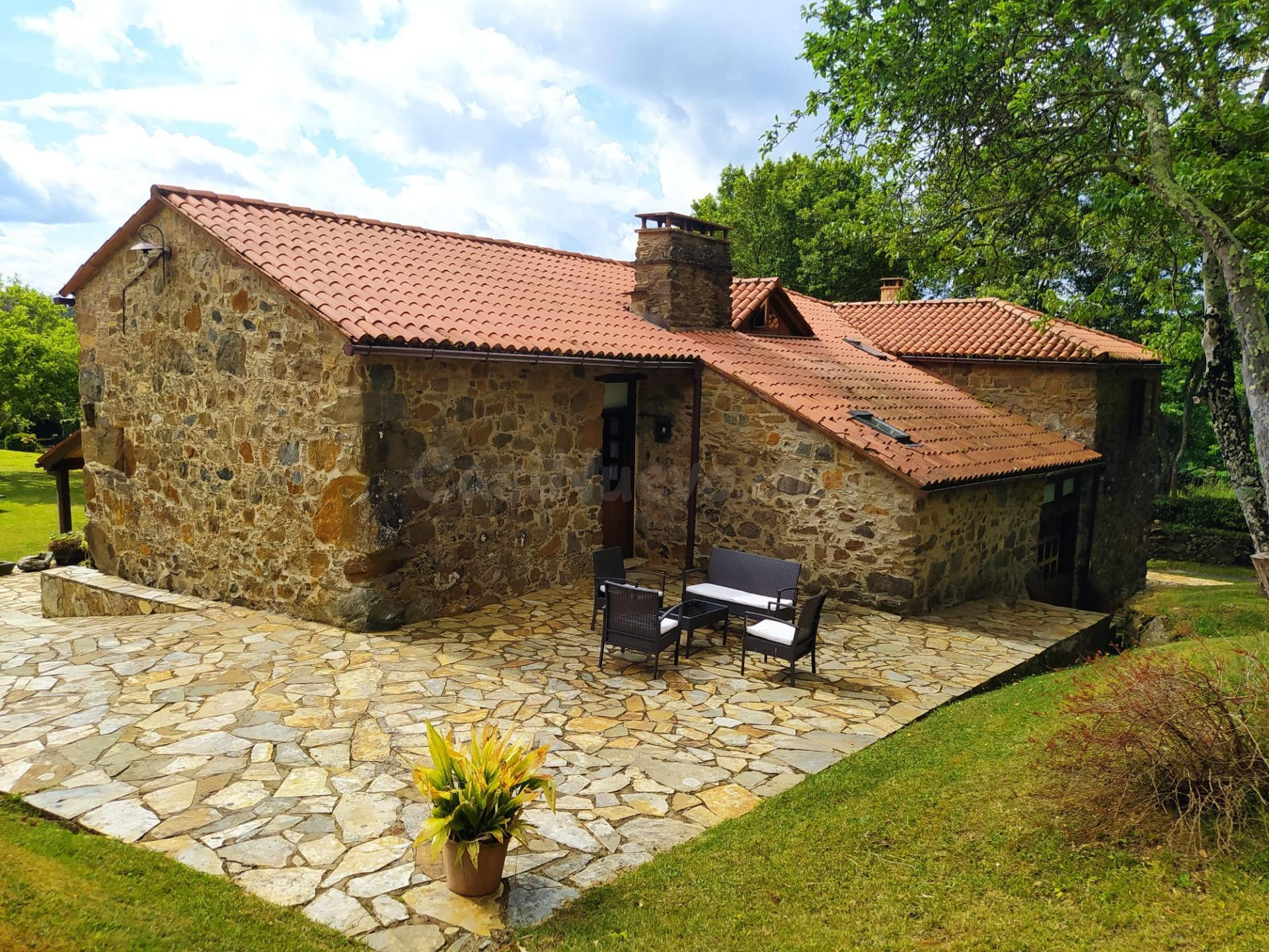 Casa de piedra con finca, licencia de casa rural y vistas ab - foto 3