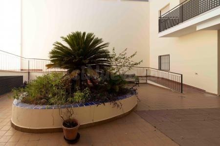 APARTAMENTO  CON GARAJE EN PLENO CENTRO