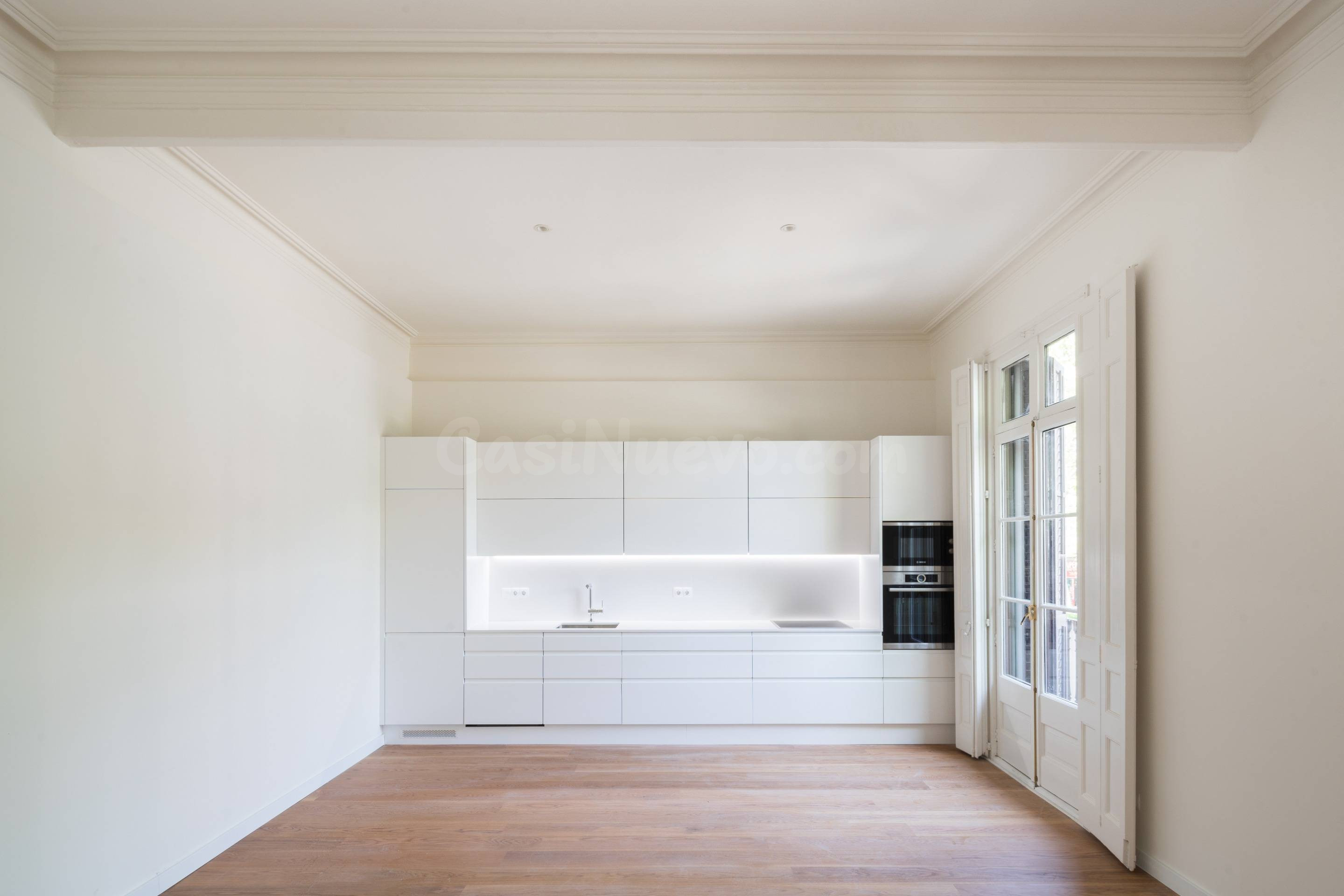 Apartamento reformado en 2019, exterior, en Gran Via – Eixample