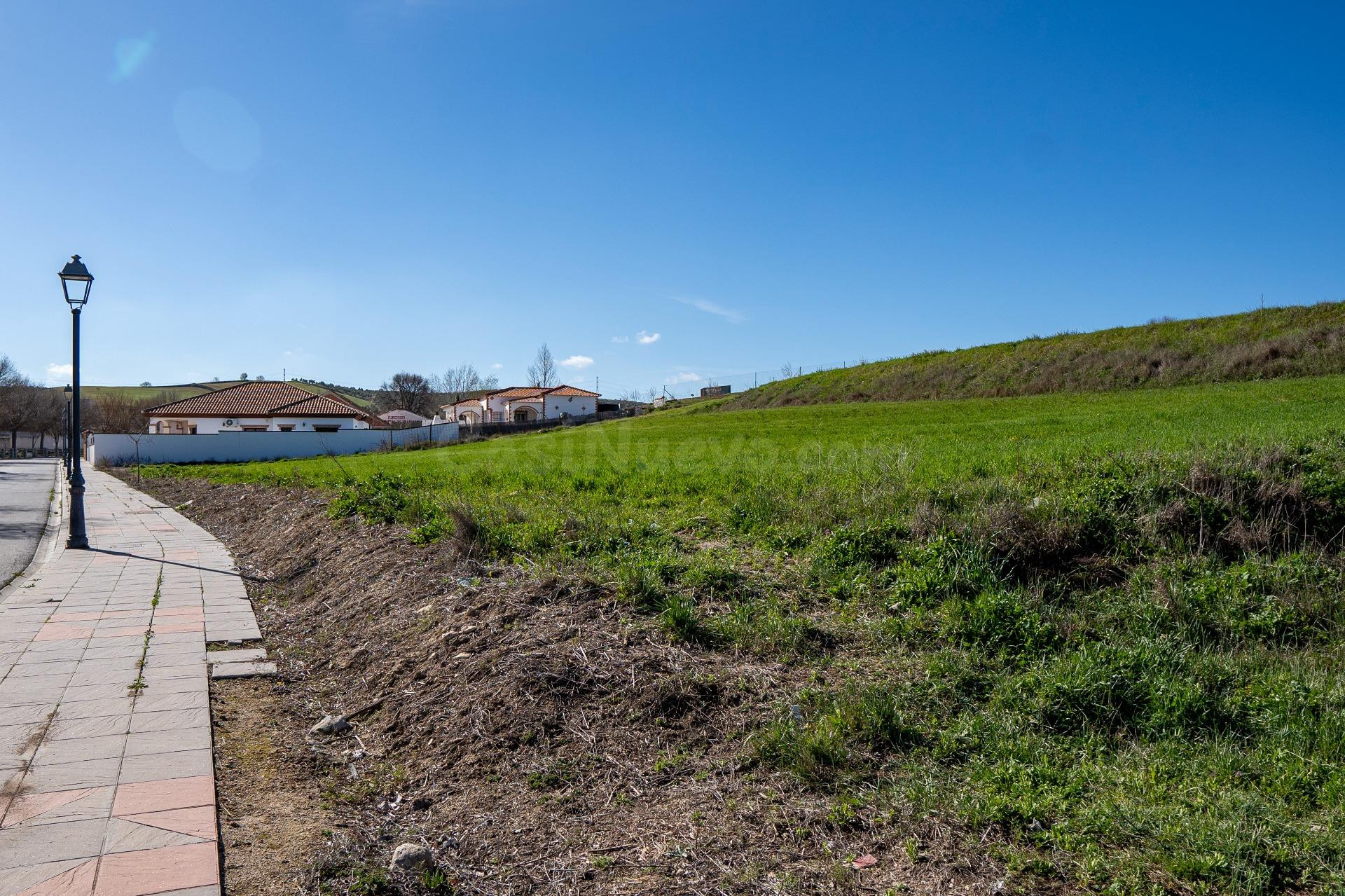 Terreno urbano en venta - Guadahortuna - foto 2