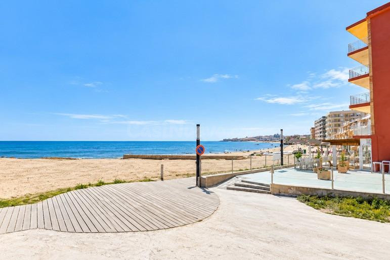 INMOBILIARIA SOL 8 VIDAL. PISO NUEVO A ESTRENAR EN LA MATA. SEGUNDA LINEA DE PLAYA. PRECIOSA VIVIEND
