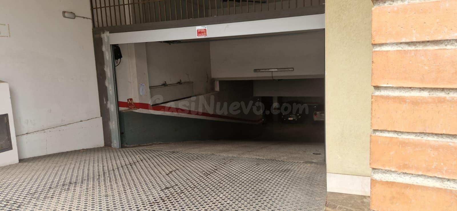 Oportunidad de Inversión: Plaza de Parking en el Centro de Reus