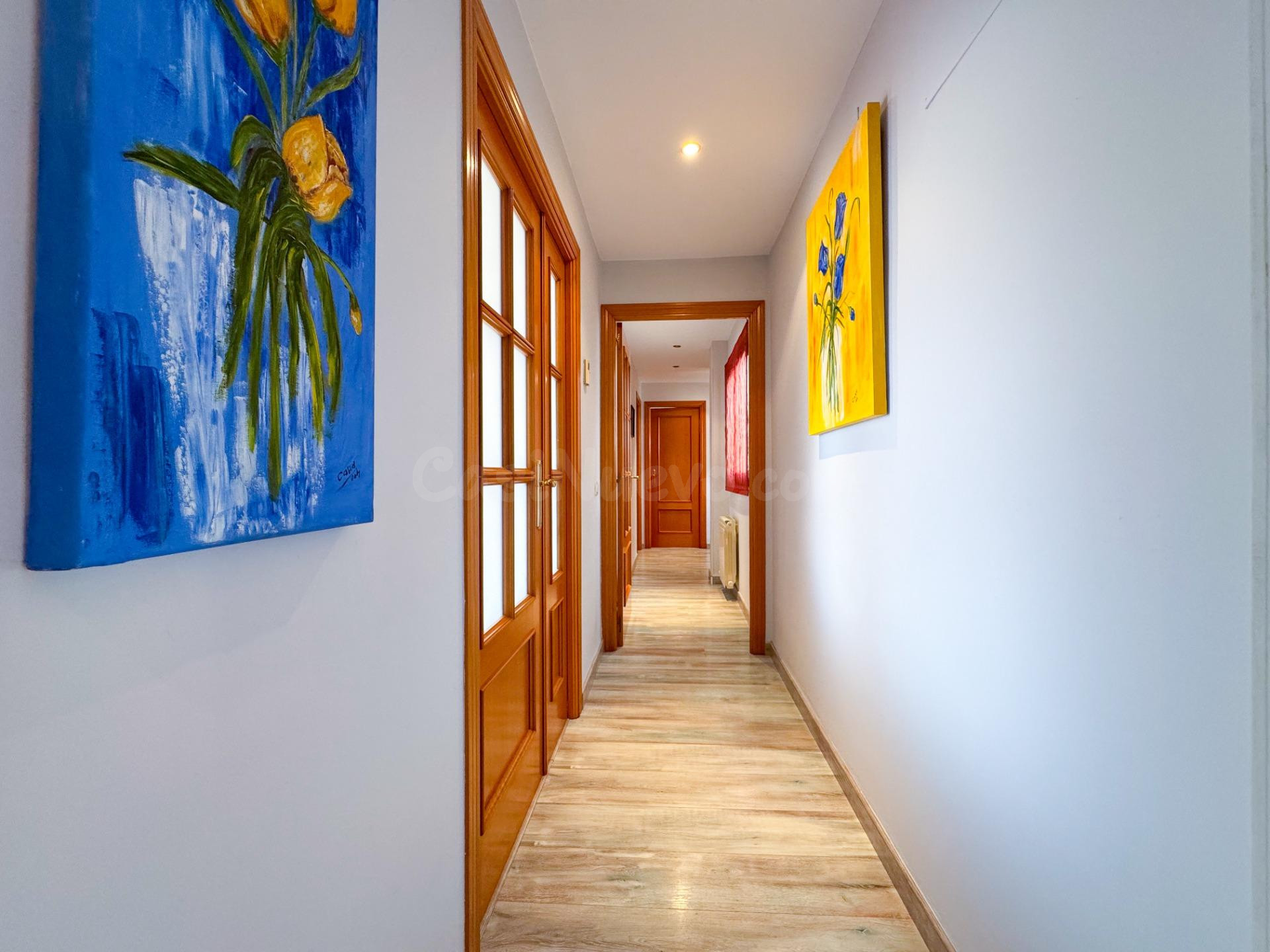 Ático Céntrico con Vistas al Mar, 3 Hab., 2 Baños y Parking  - foto 5