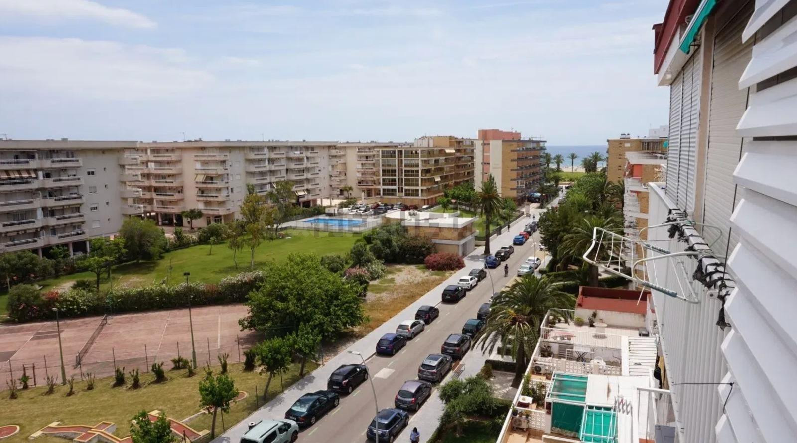 ¡Tu lienzo en blanco a un paso del mar! Oportunidad única en La Pineda (Vila-seca)