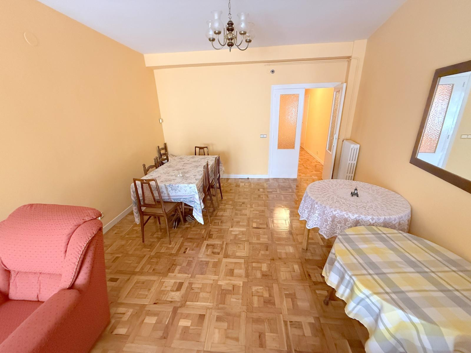 Piso céntrico en Estella - foto 4