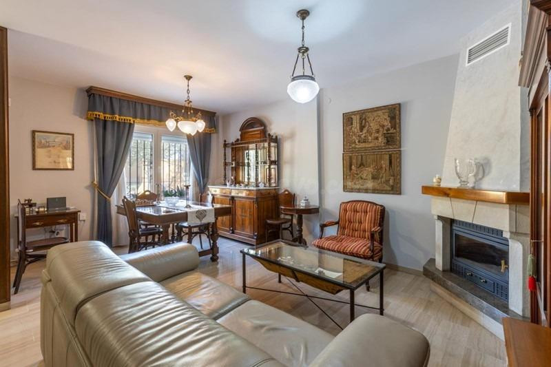 ADOSADO EN VENTA EN MARACENA JUNTO A PARADA DE METRO