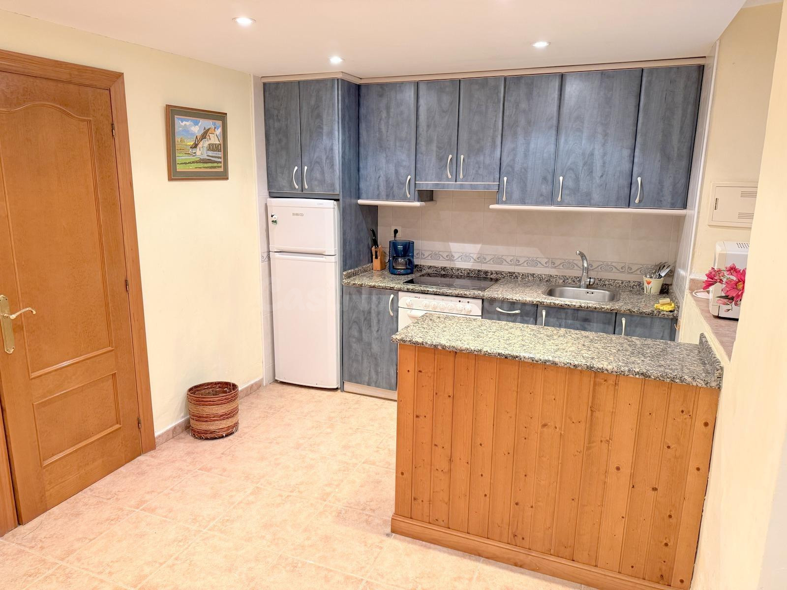 Casa con terraza en Arróniz – lista para entrar a vivir - foto 3