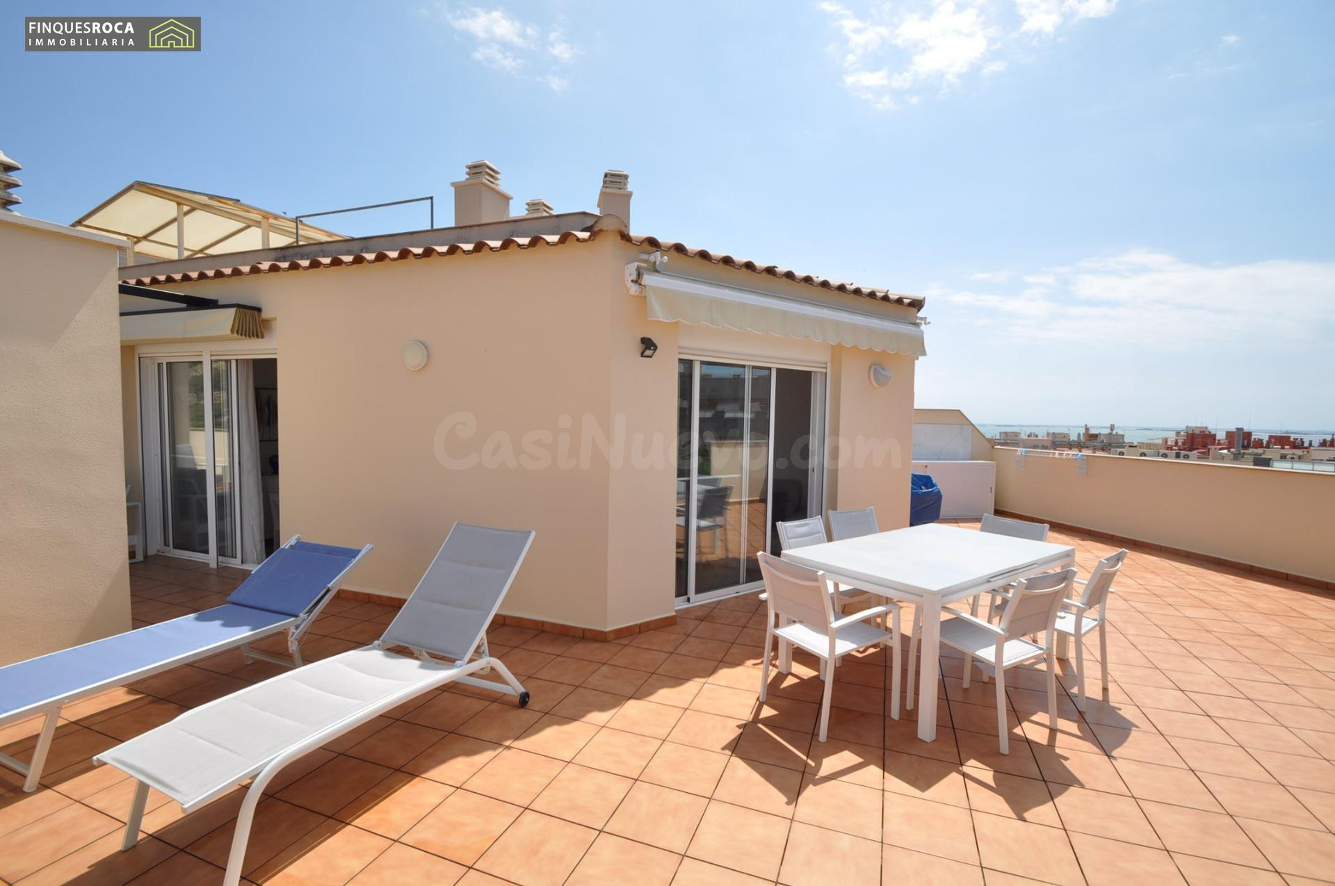 Espectacular Ático de 4 Dormitorios, Terraza de 120 m2, Vist