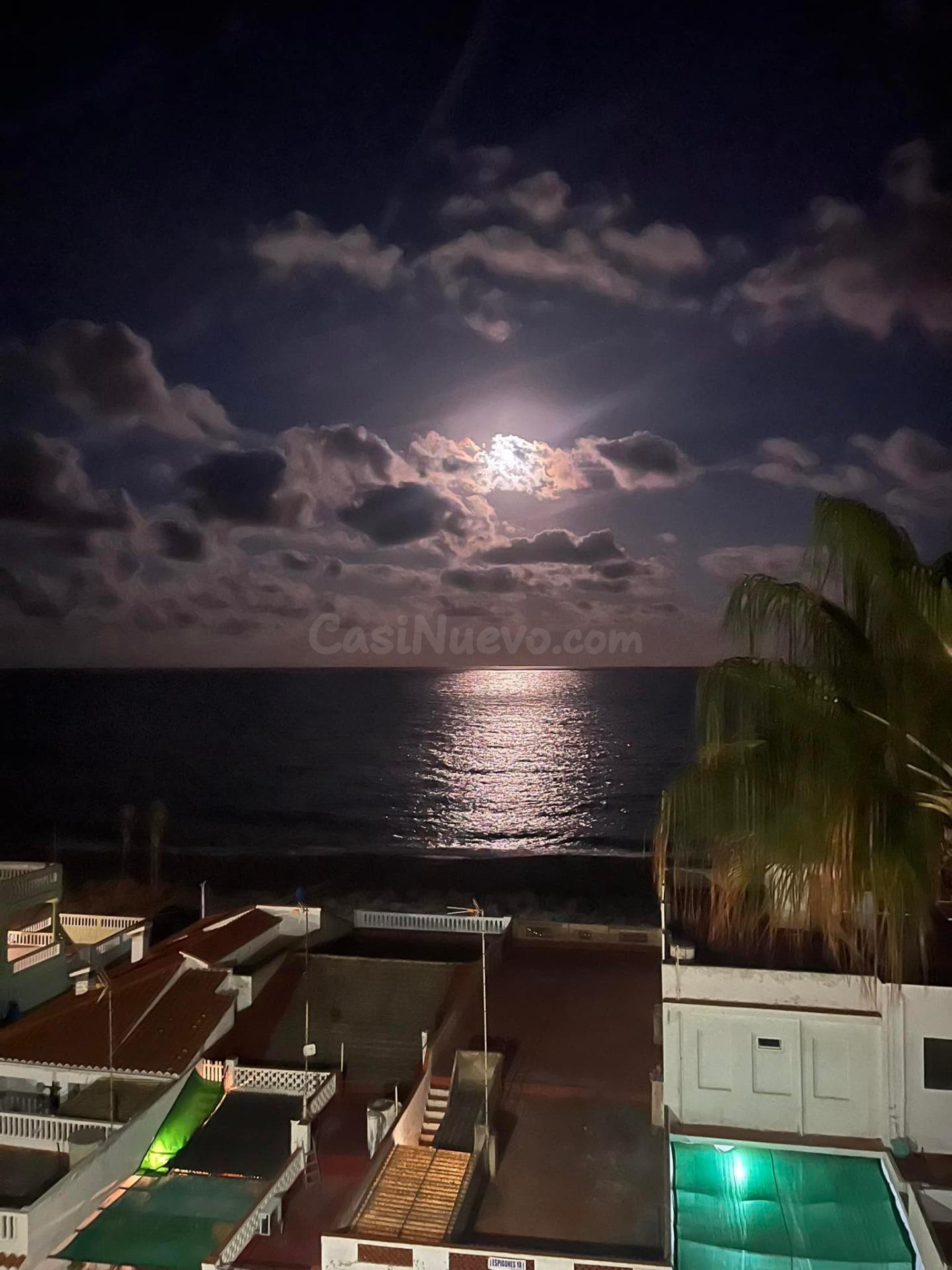 Luminoso Apartamento en Playa de Nules a Solo 50 Metros del Mar