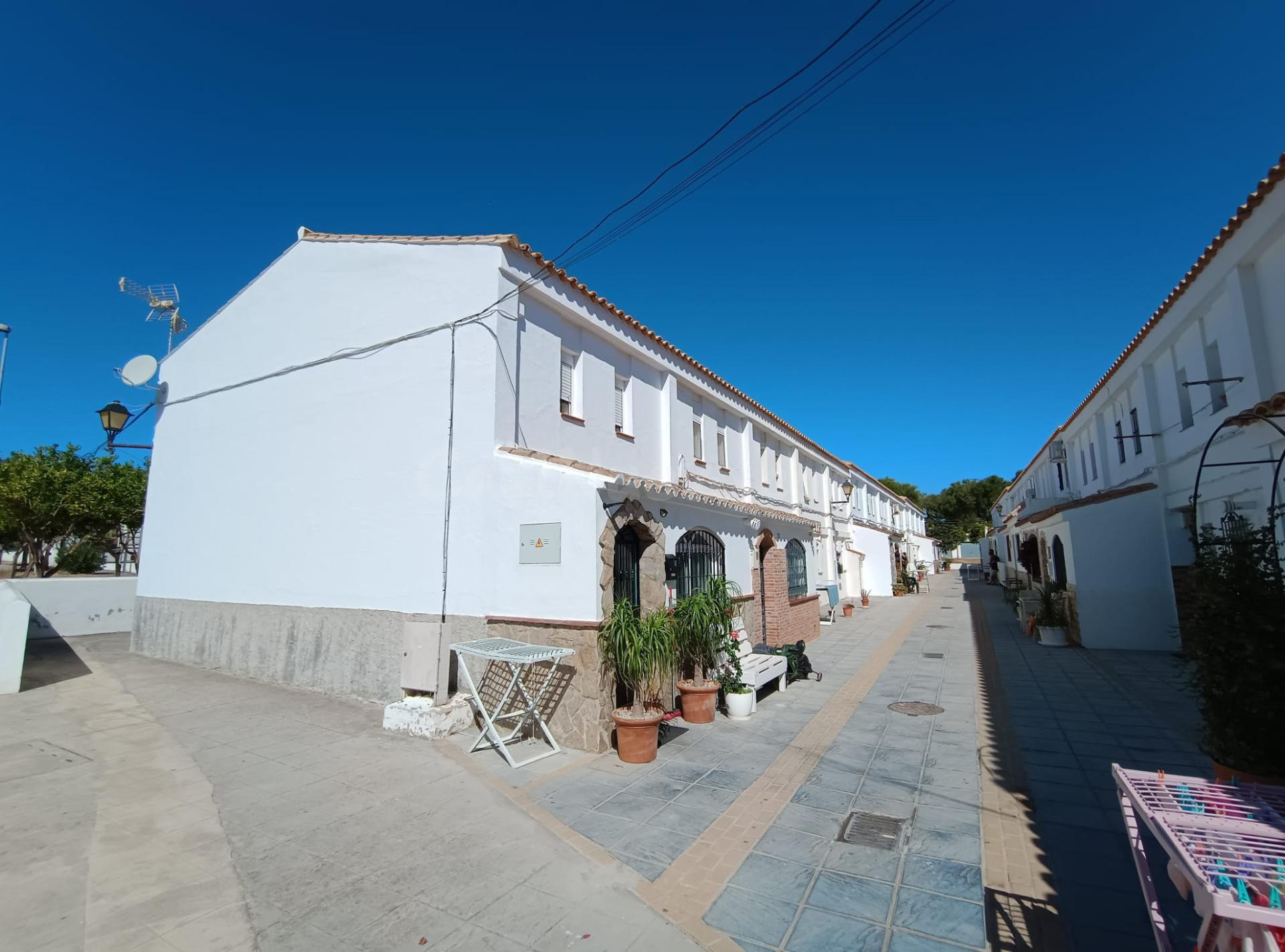 CASA ADOSADA EN POBLADO VARELO - VEJER DE LA FRONTERA -