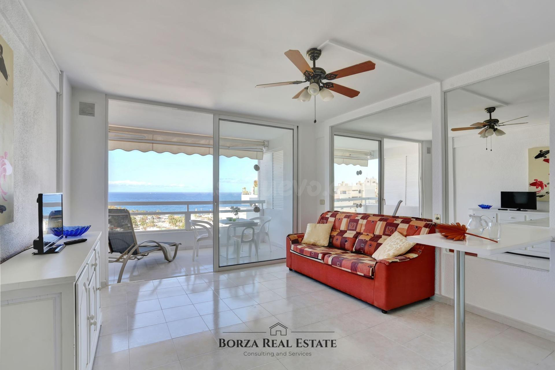 Apartamento en Playa de las Américas con maravillosas vistas al mar