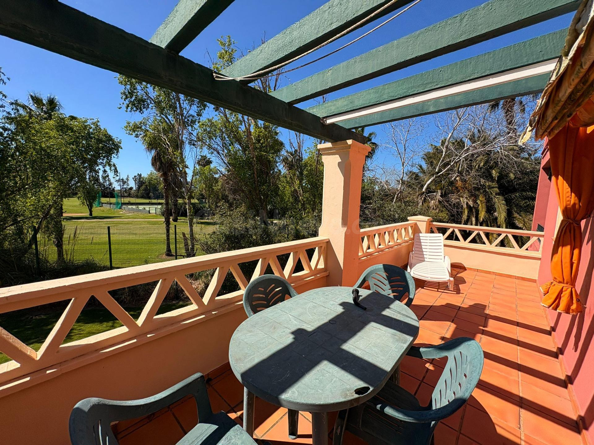 APARTAMENTO DE 2 habitaciones Y UN BAÑO EN CAMPO DE GOLF ISLA CANELA