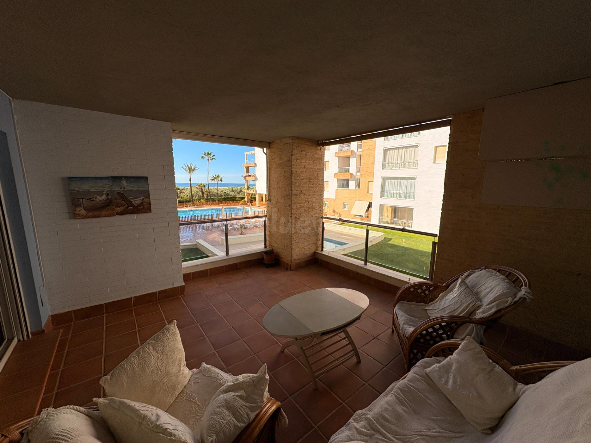 APARTAMENTO DE DOS habitaciones UN BAÑO Y ASE EN URBANIZACIÓN ESPIGÓN
