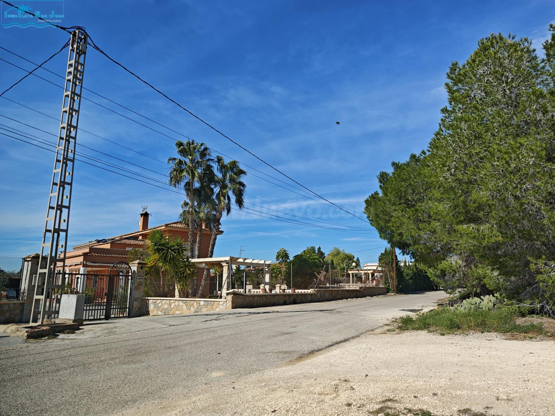 Chalet independiente en venta - foto 2