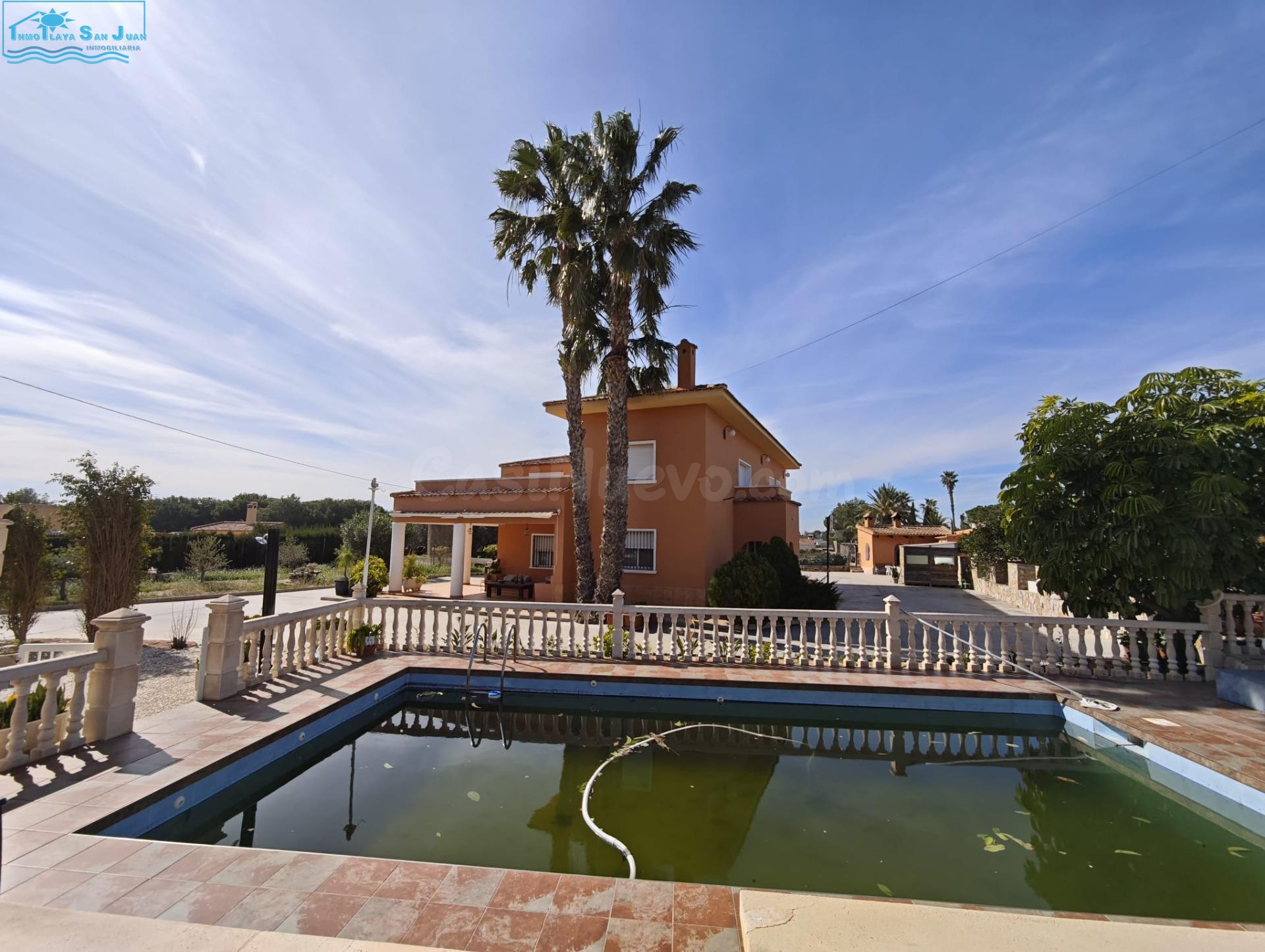 Chalet independiente en venta - foto 3