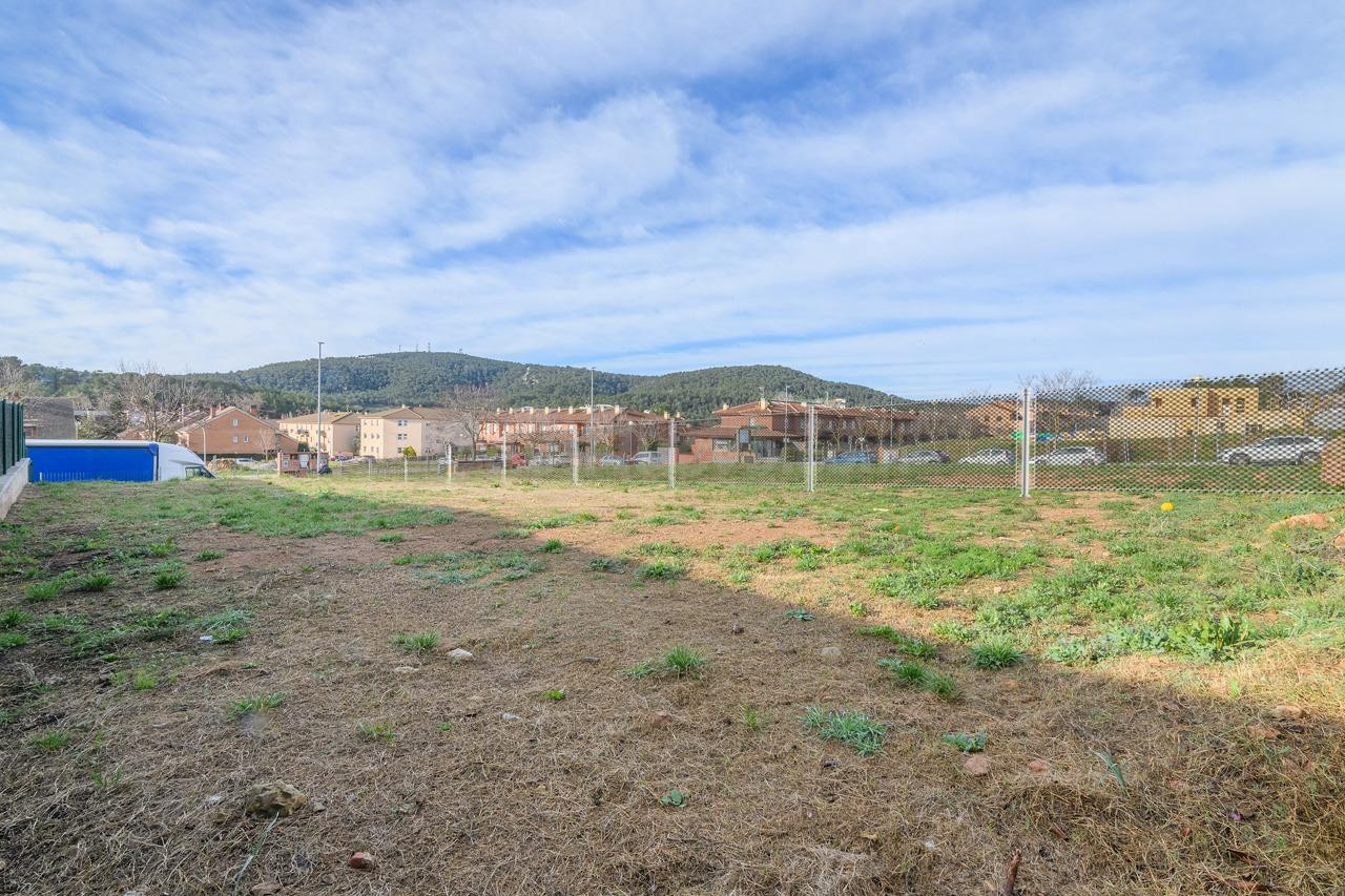 Terreno urbanizable en venta - LA BARCELONETA - foto 3