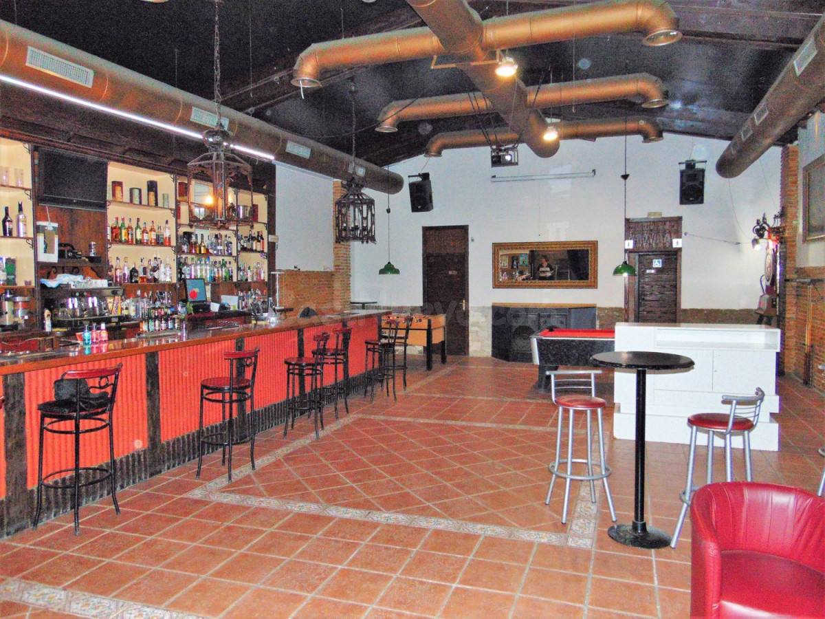 Local comercial 170m² en venta - Los Palacios - foto 4