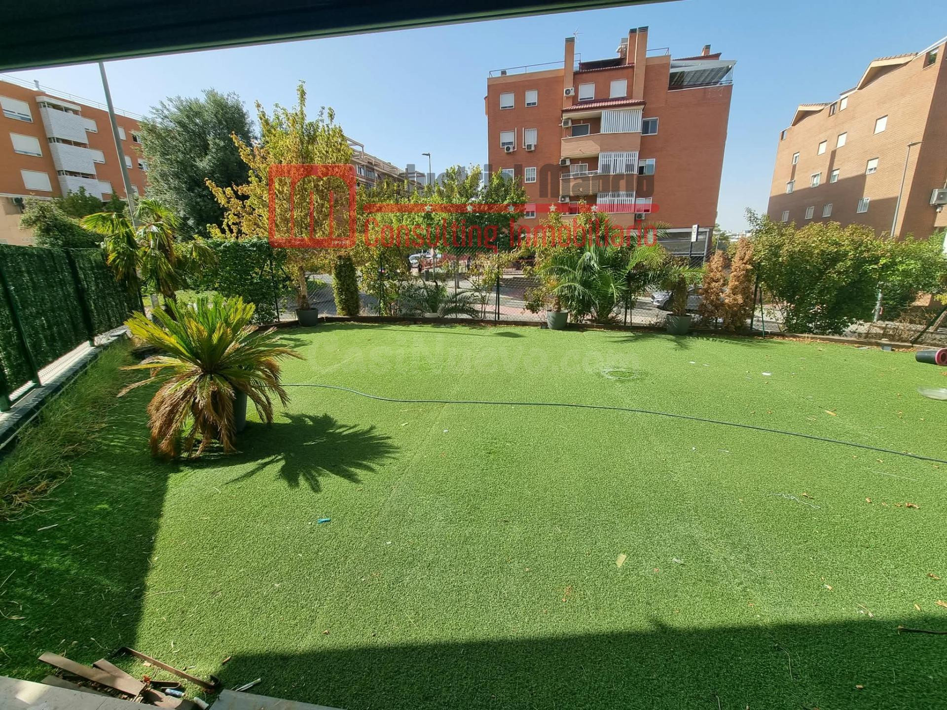 Espectacular local de restauración con terraza cubierta y zo - foto 3