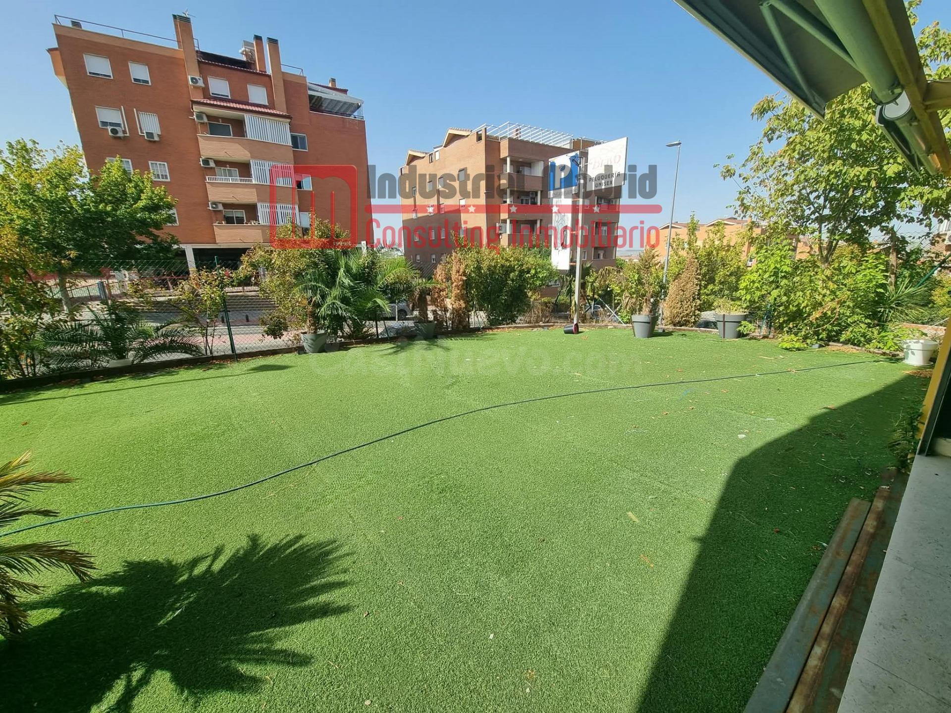 Espectacular local de restauración con terraza cubierta y zo - foto 4
