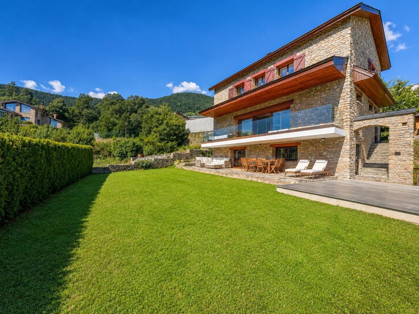Exclusiva casa con jardín en La Massana, con gran potencial de ampliación