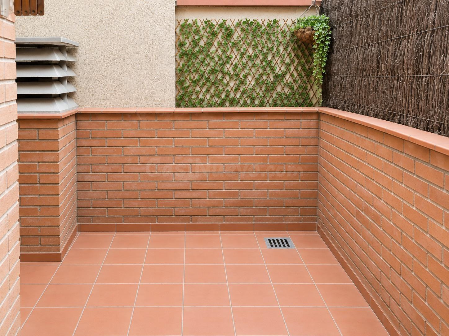 Piso de 3 habitaciones con parking y trastero en el centro de Sant Cugat