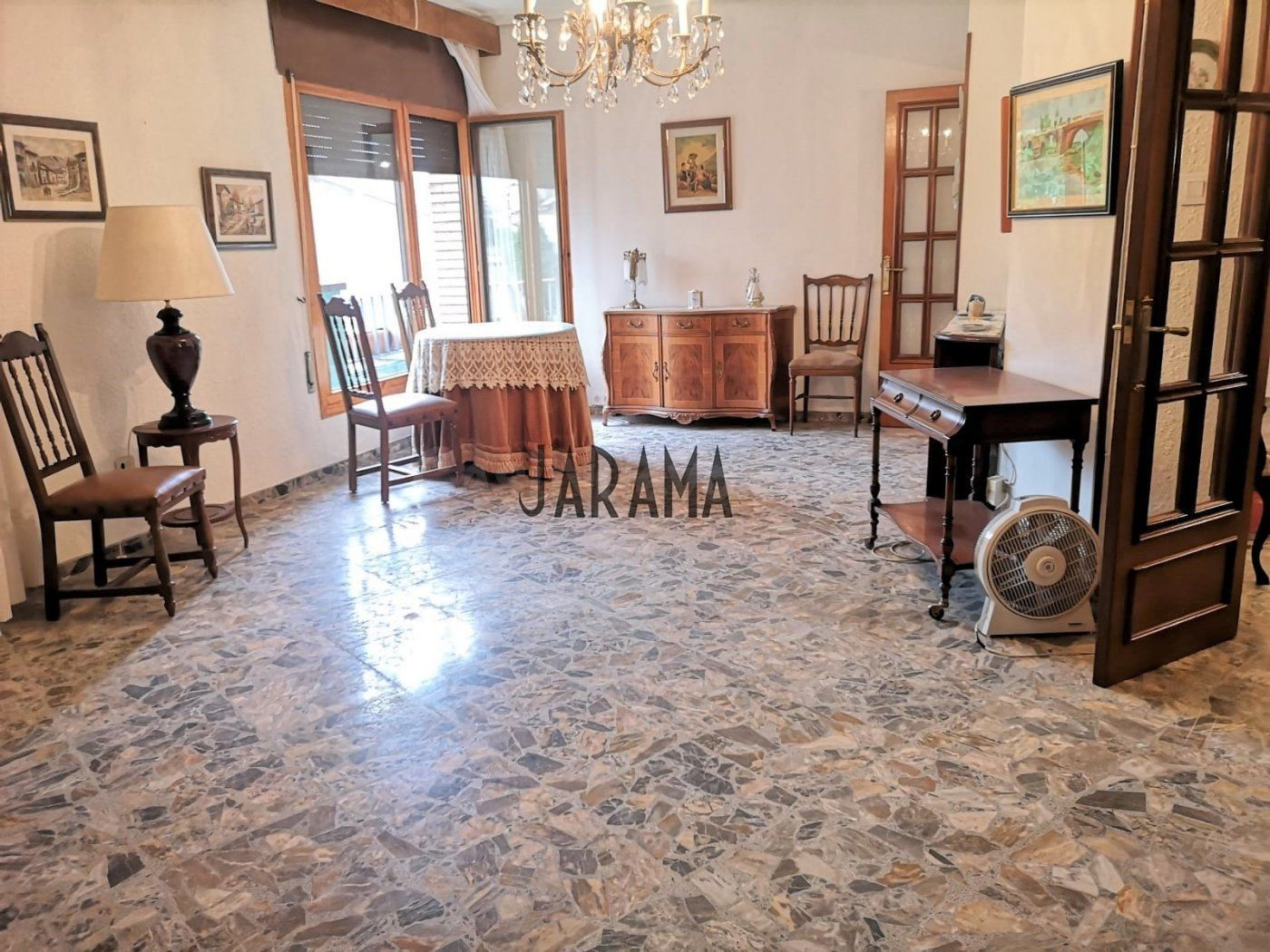 CASA ADOSADA EN EL CENTRO DE CINTRUENIGO - foto 4